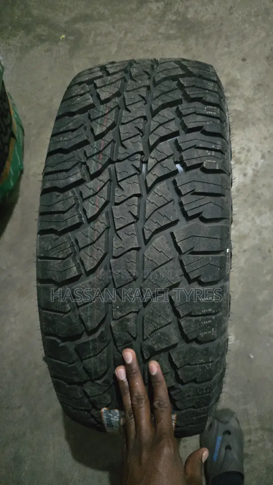 265/60r18 Centra At