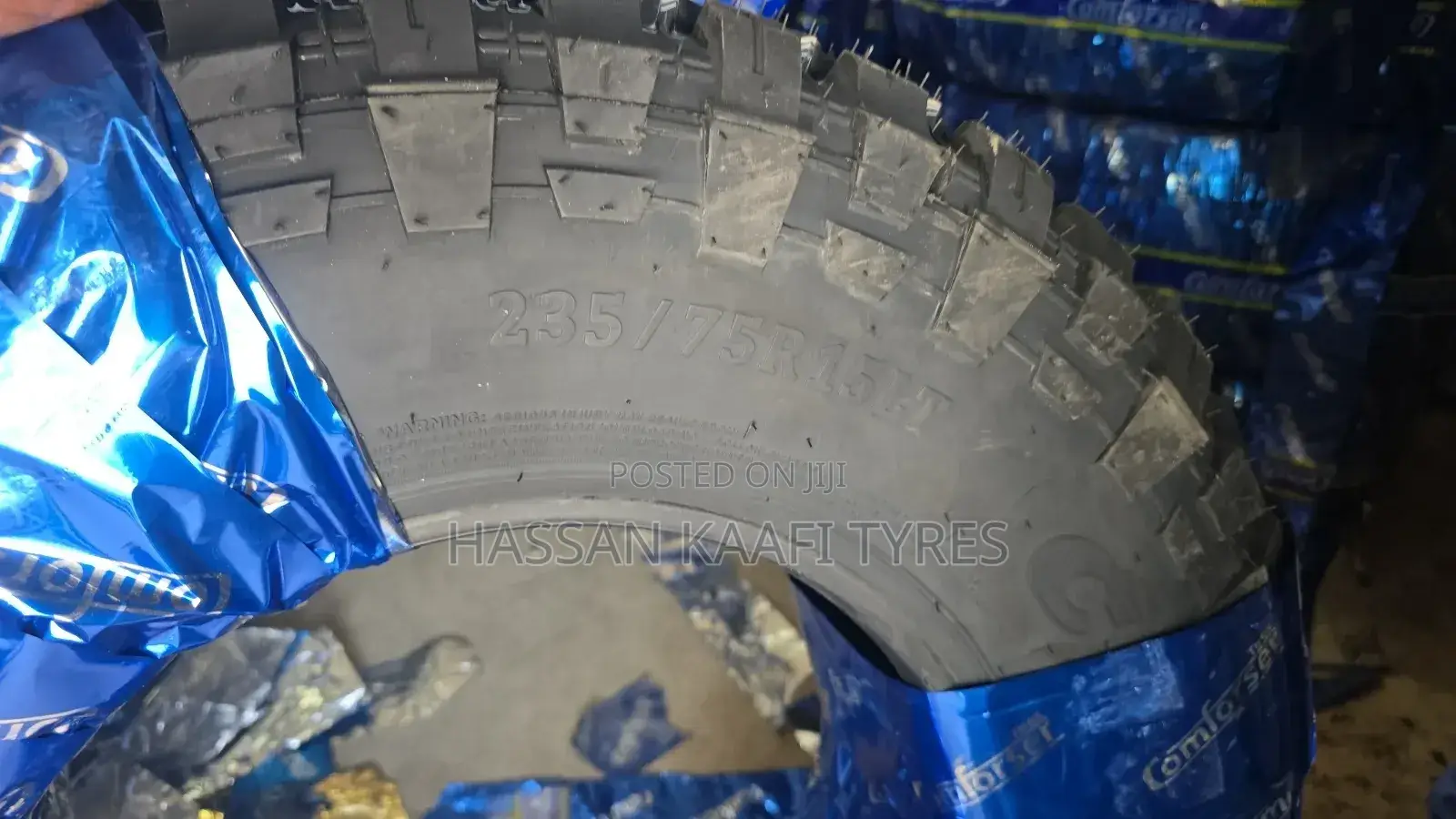 235/75r15 Comforser Cf 3000