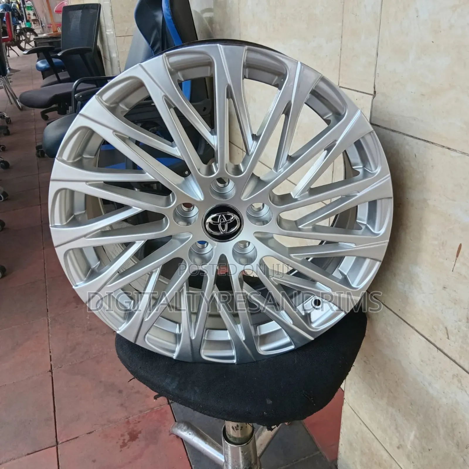 Toyota Harrier Rims Size 18"At Affordable Cost Brand New