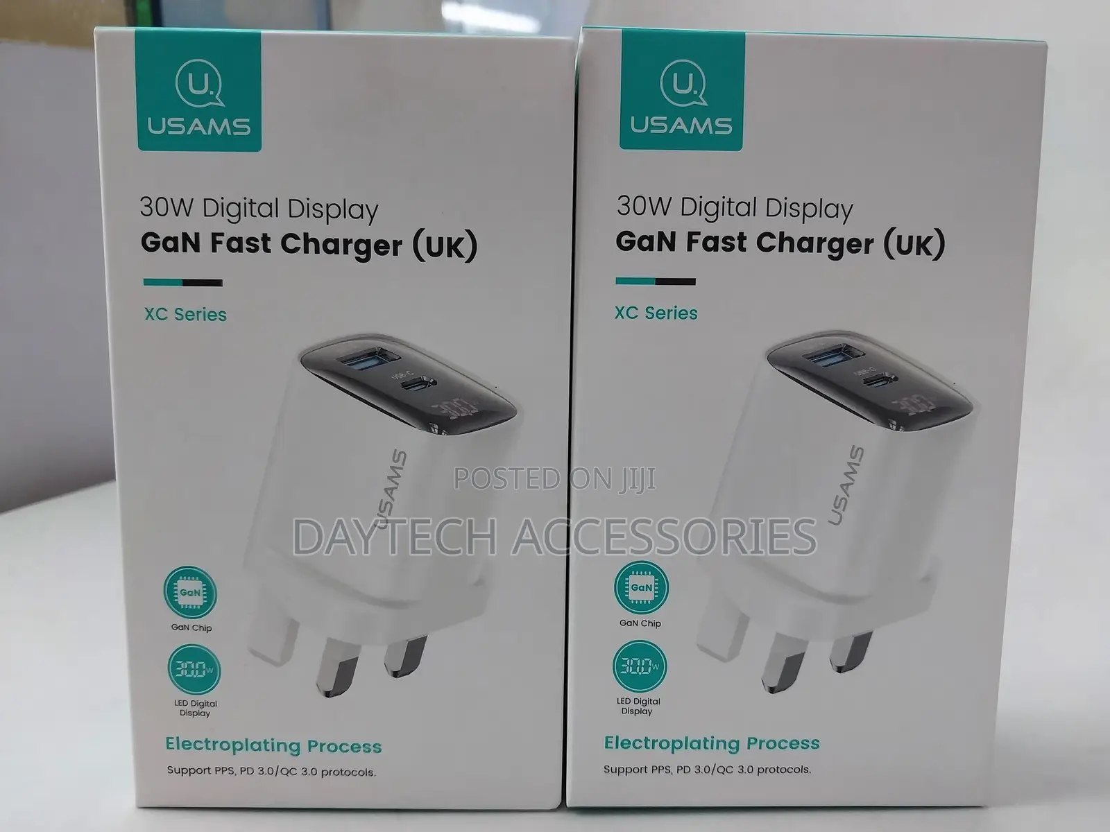 Usams 30w Usb+Usb-C Dual Port Gan Digital Display Charger