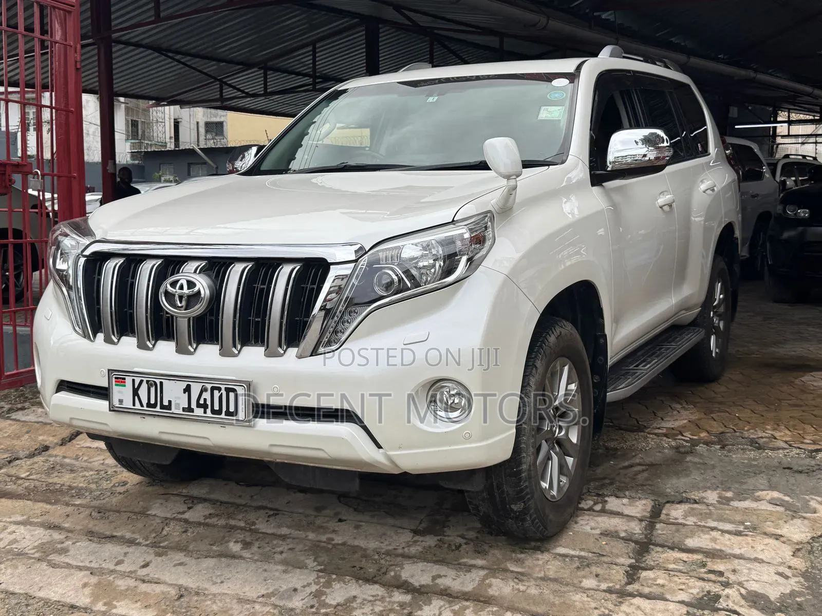 Toyota Land Cruiser Prado 2.7 2017 White