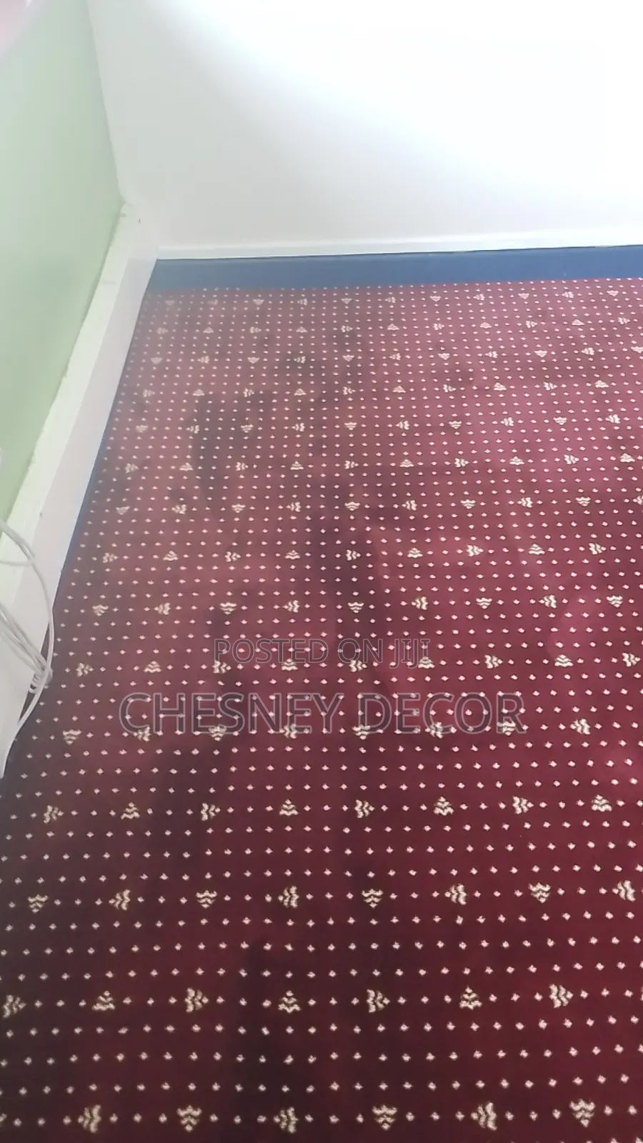 Starred Maroon Executive Wall To Wall Carpets