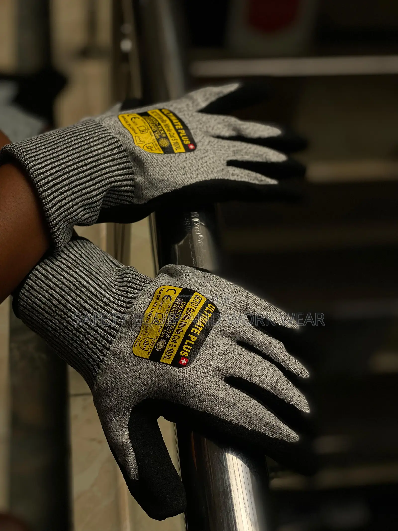 Cut Resistance Gloves For Kitchen, Glass, And Metal Work