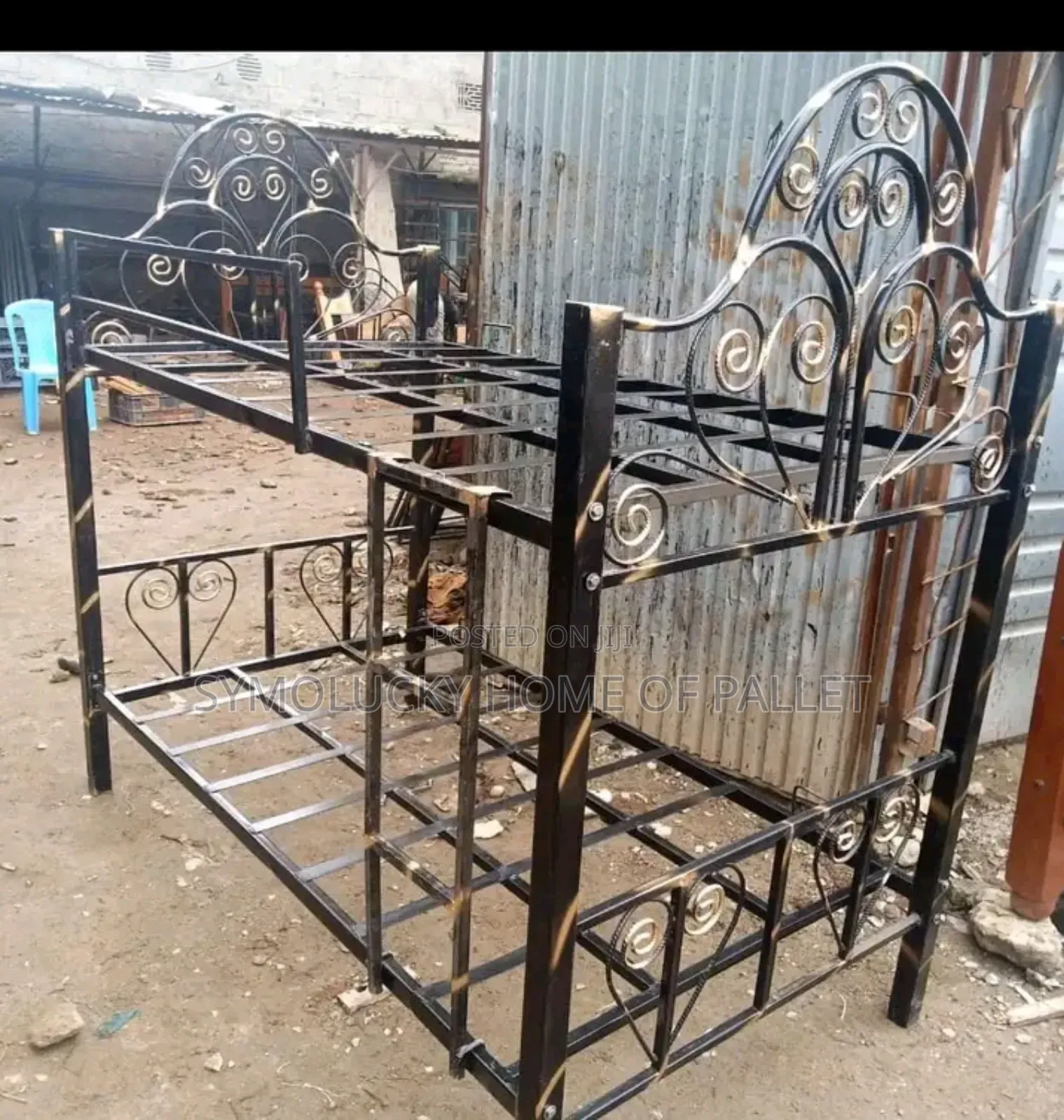 Double Decker Metallic Bed,3.5*6 Bottom by 3*6 Top
