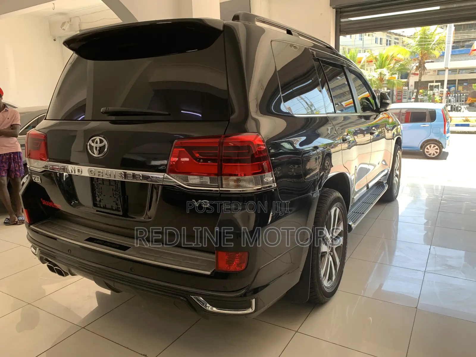 Toyota Land Cruiser 4.6 V8 ZX 2018 Matt Black