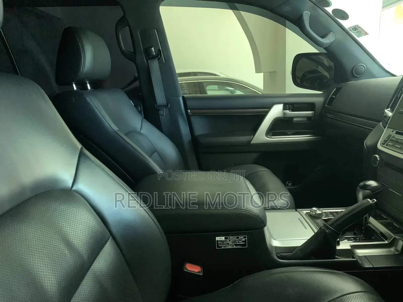 Toyota Land Cruiser 4.6 V8 ZX 2018 Matt Black