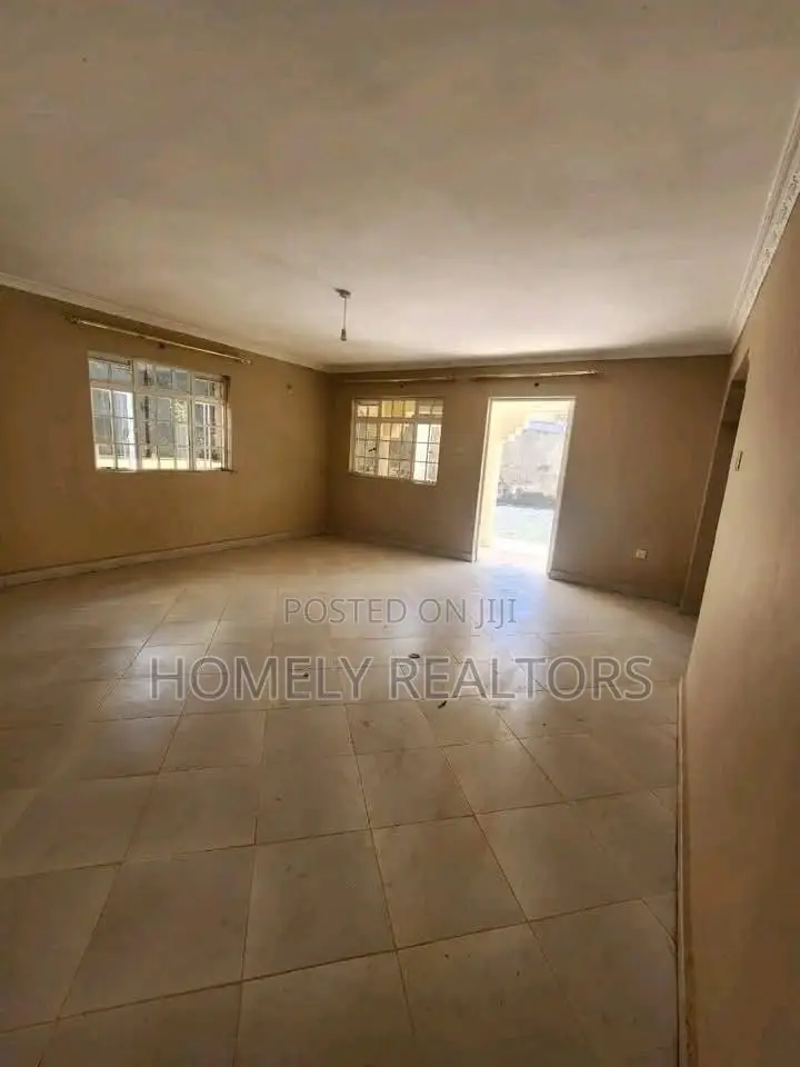 3bdrm Bungalow in Ngong Along Maragara for sale