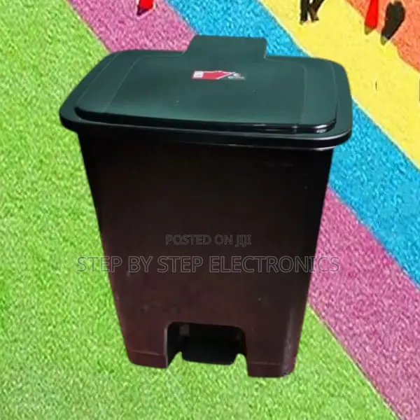 Hard Gauge Plastic 30l Litres Dust Garbage Foot Pedal Bin