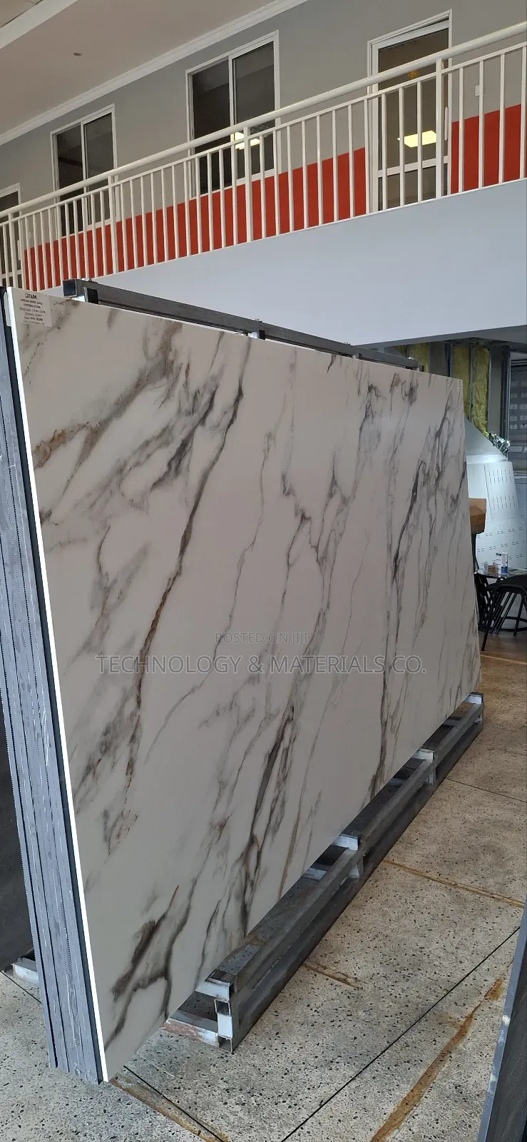 Gold-White Kitchen Countertop