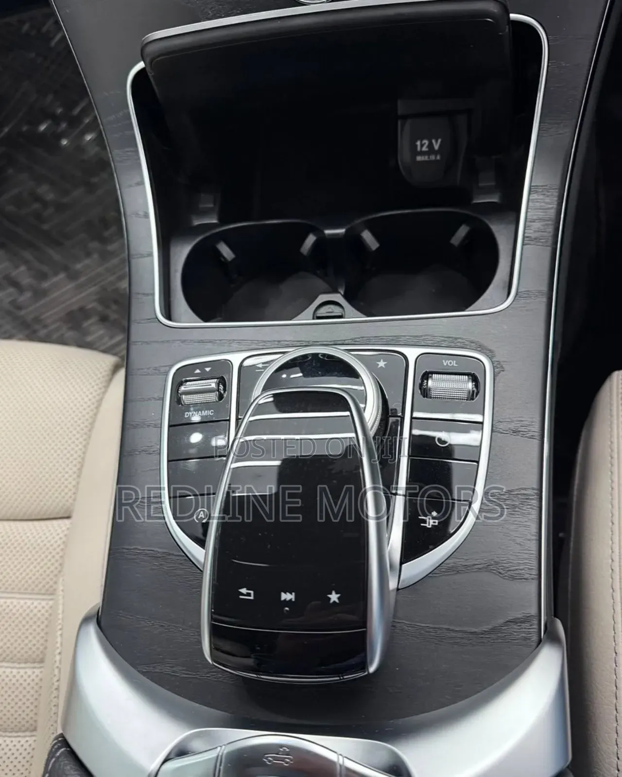 Mercedes-Benz C180 2019 Blue