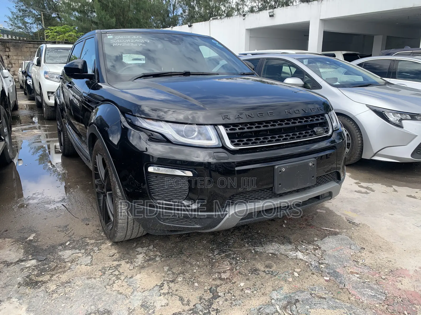 Land Rover Range Rover Evoque SE Premium 4x4 5-Door 2018 Matt Black