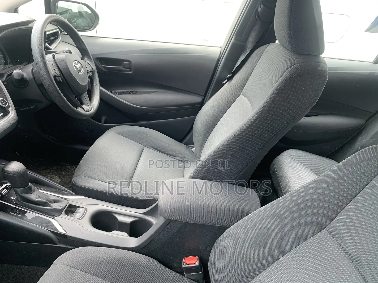 Toyota Corolla Hatchback 2019 White
