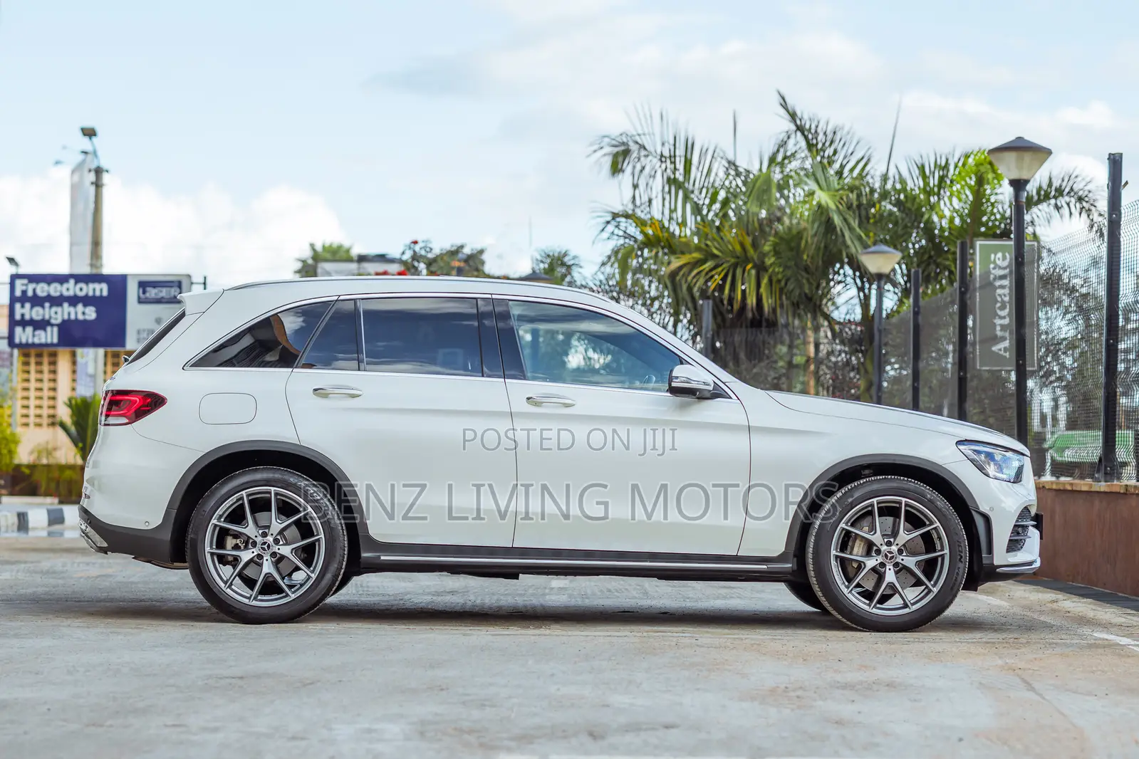 Mercedes-Benz GLC-Class 2019 White