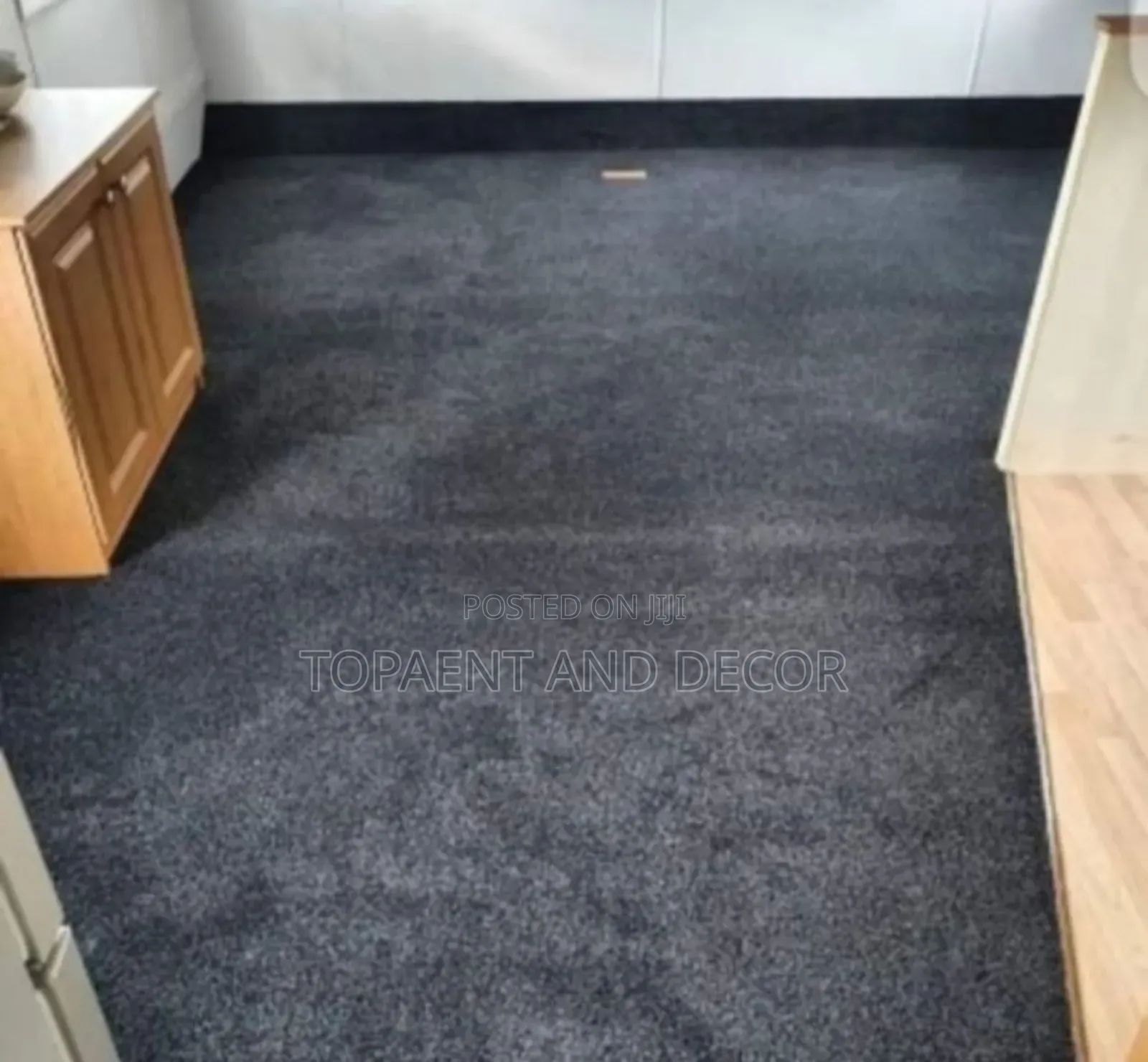 Wall to Wall Carpet That Built to Cover Floor and to Last