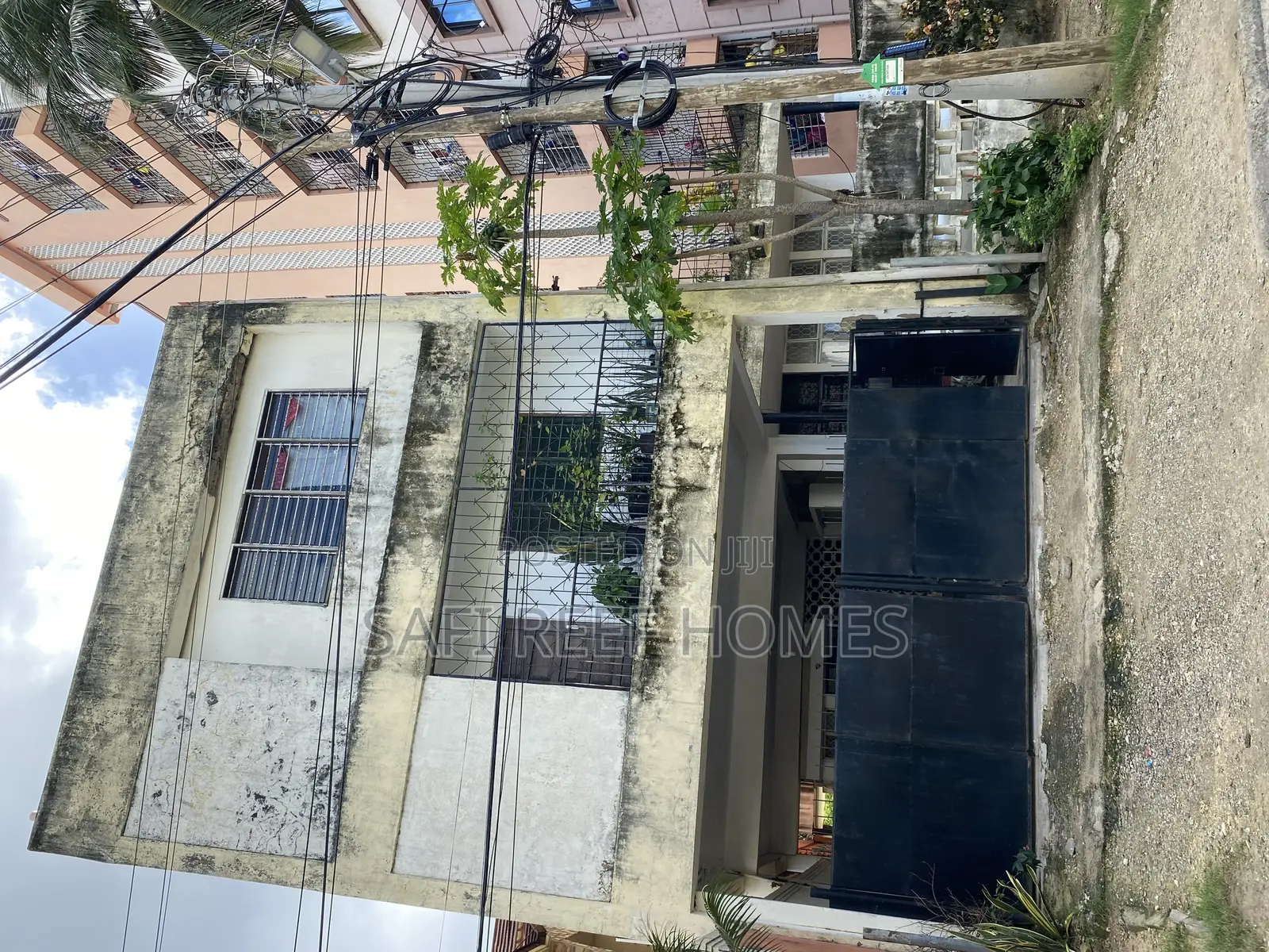 3bdrm Block of Flats in Ganjoni for sale
