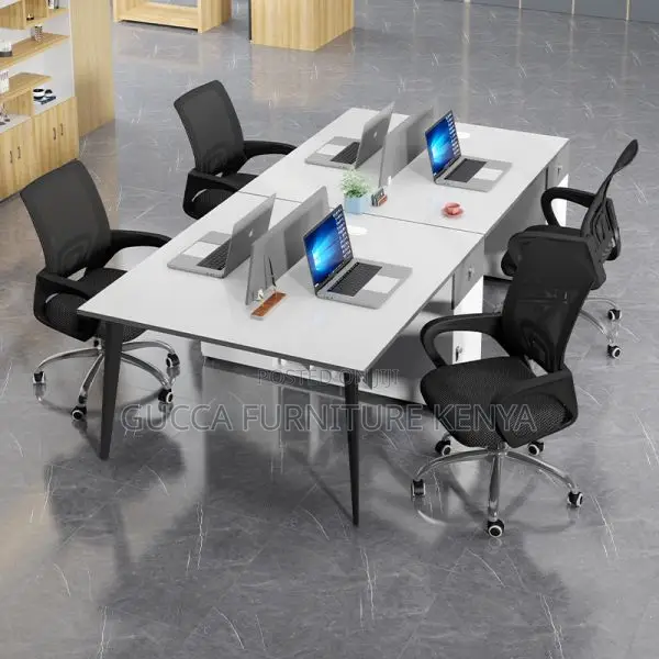 Office Chair:Upholstered Portable Wheels Mesh Office Chair