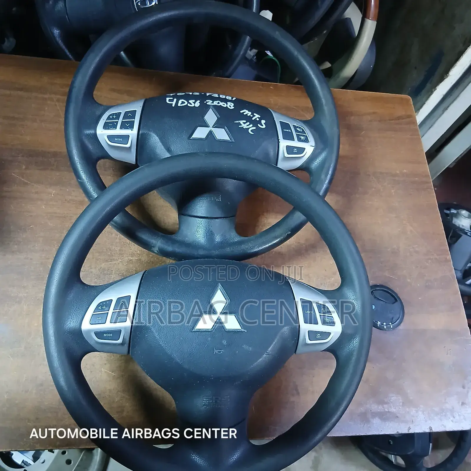 Mitsubishi Outlander Old Model Steering Wheel With Airbags