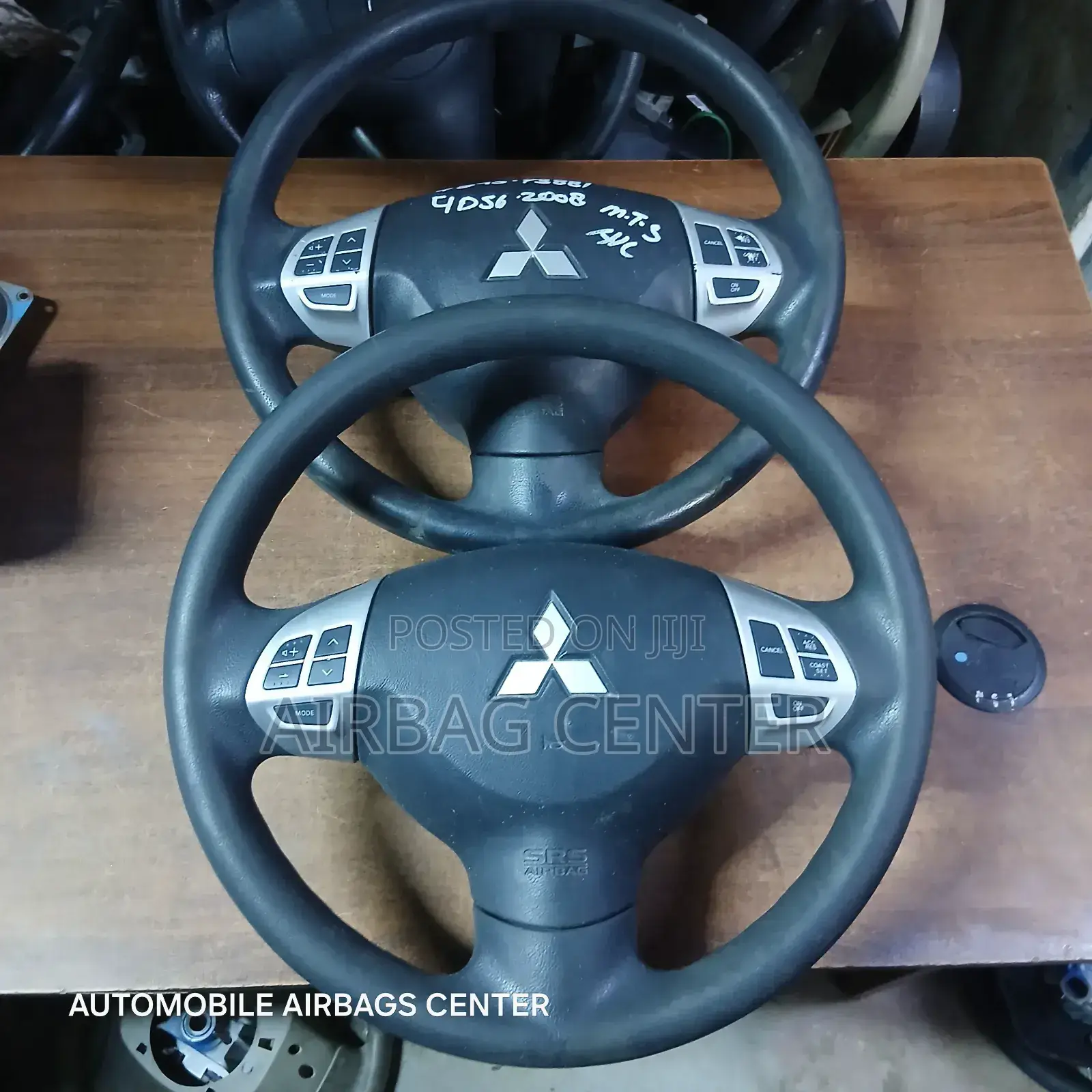 Mitsubishi Outlander Old Model Steering Wheel With Airbags