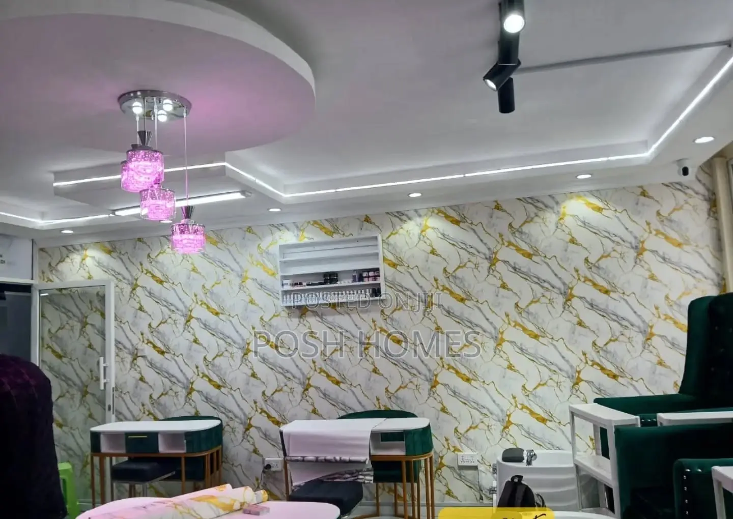 Fluted Panels Marble Wallpapers