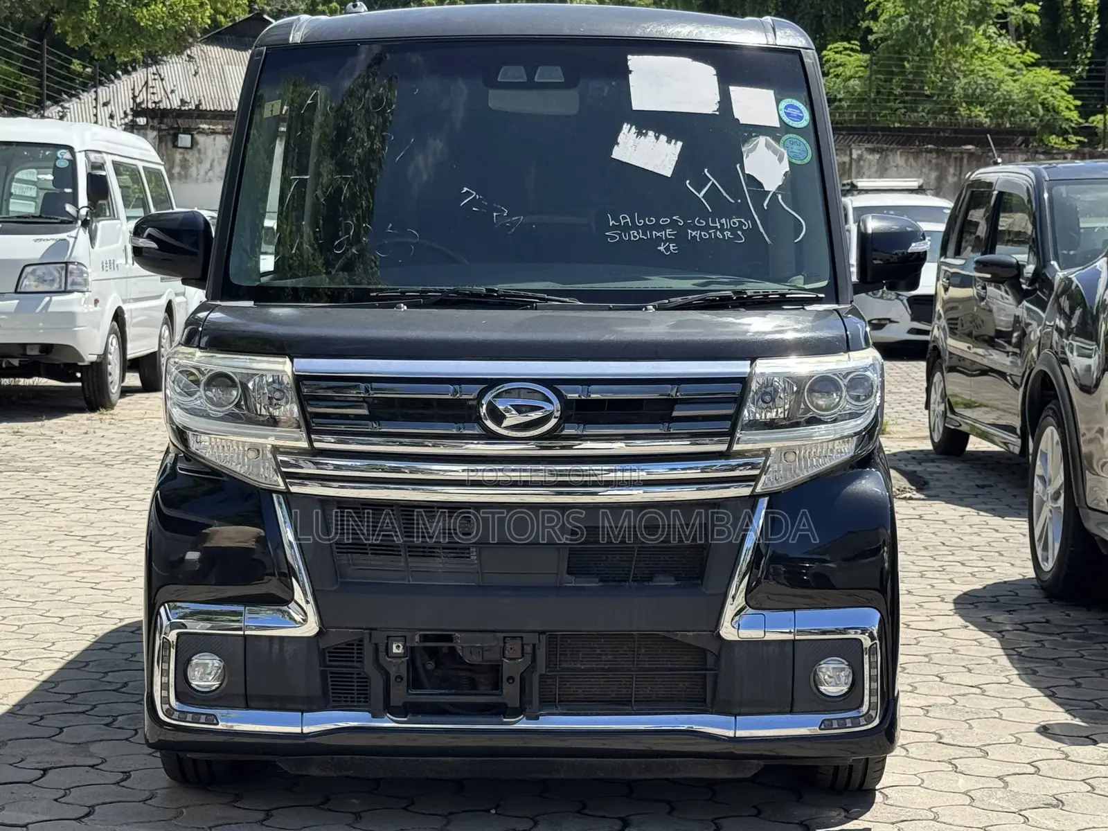 Daihatsu Tanto 2018 Black
