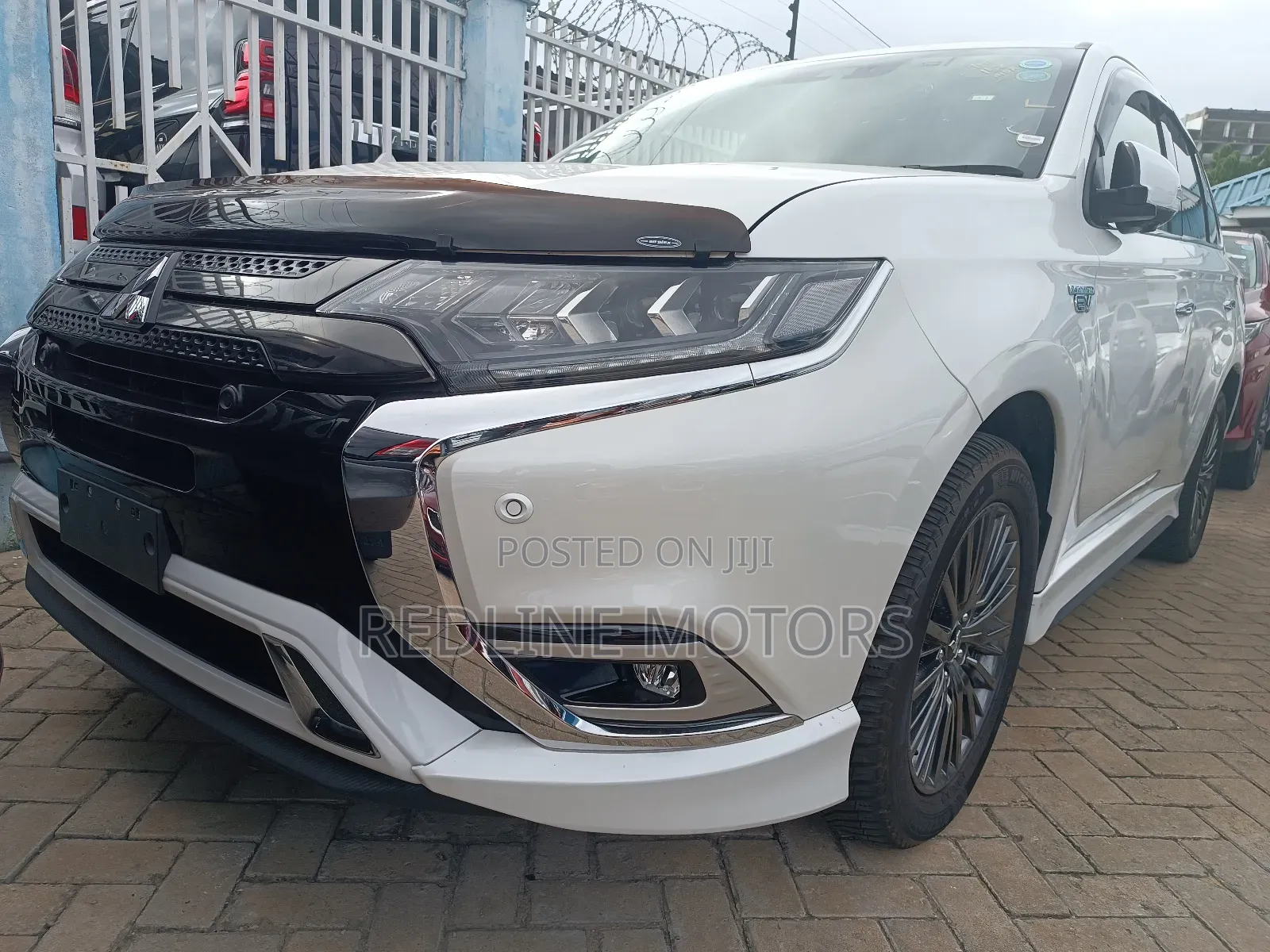 Mitsubishi Outlander 2.4 PHEV AWD 2018 White