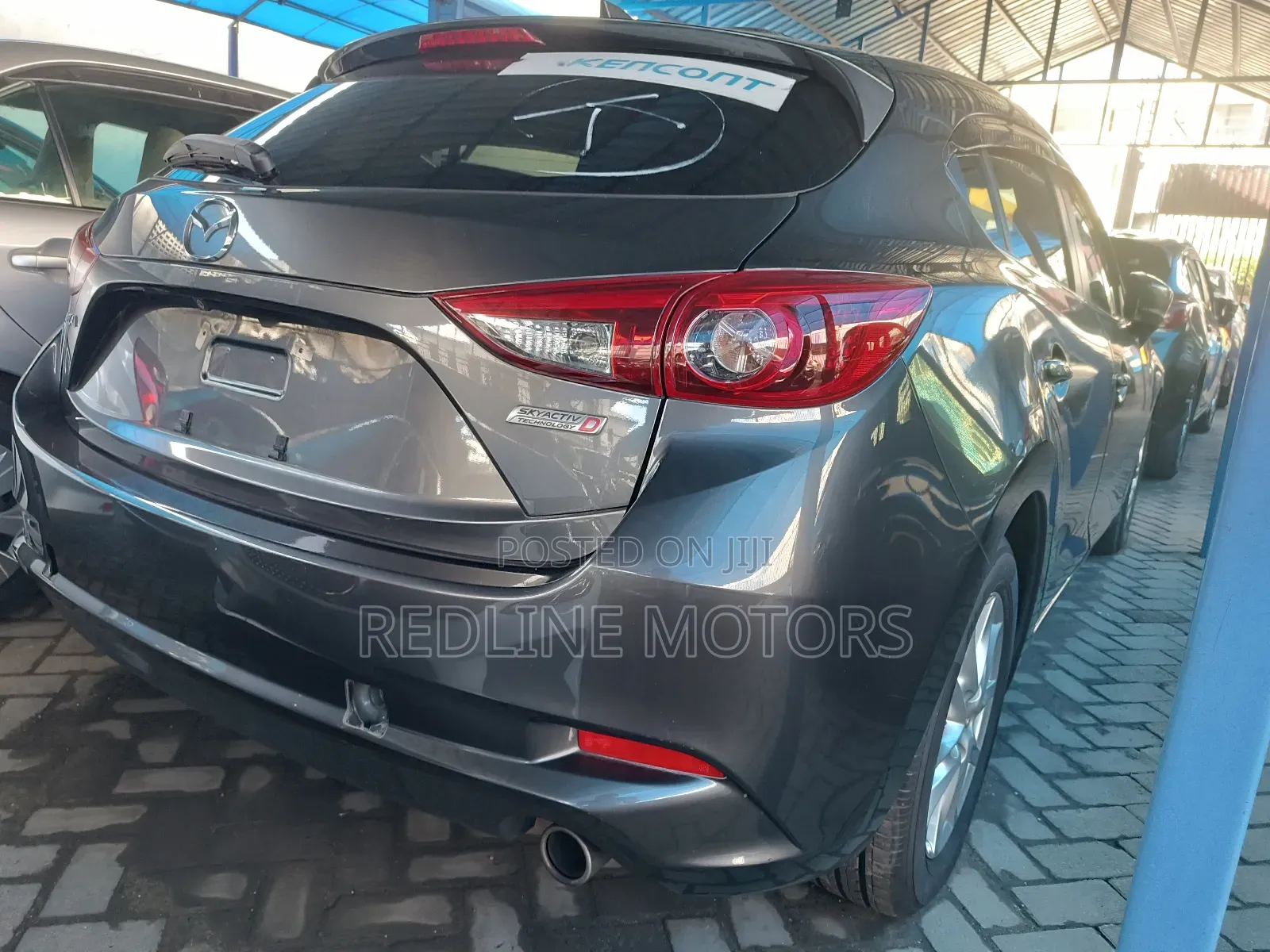Mazda Axela 2018 Brown
