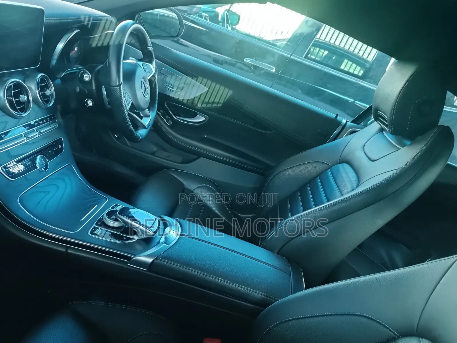 Mercedes-Benz C180 2018 Pearl