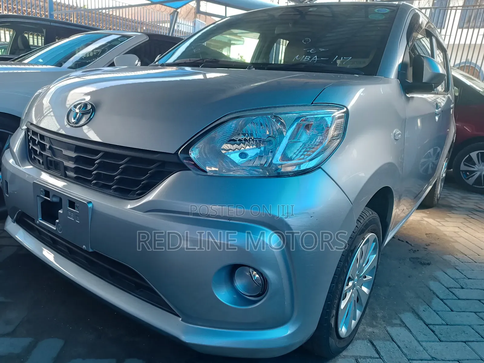 Toyota Passo 2018 Silver