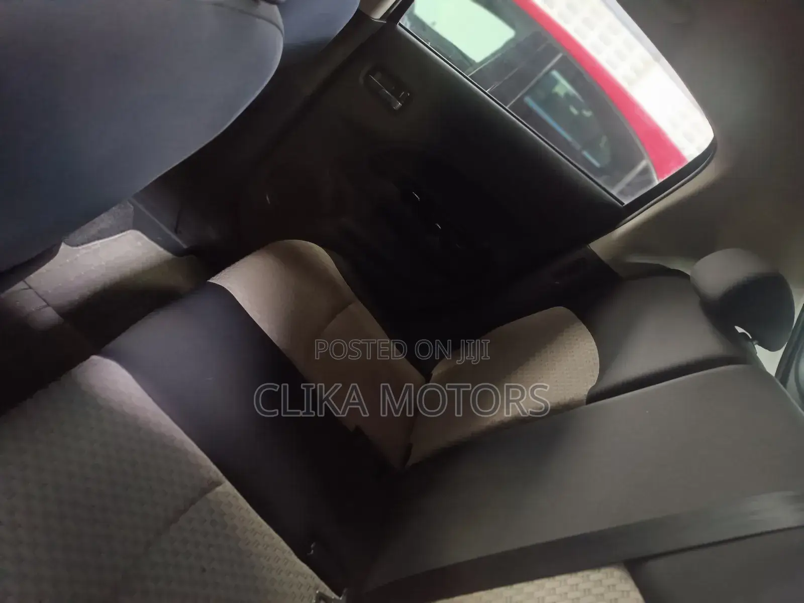 Mitsubishi Mirage 2018 Silver