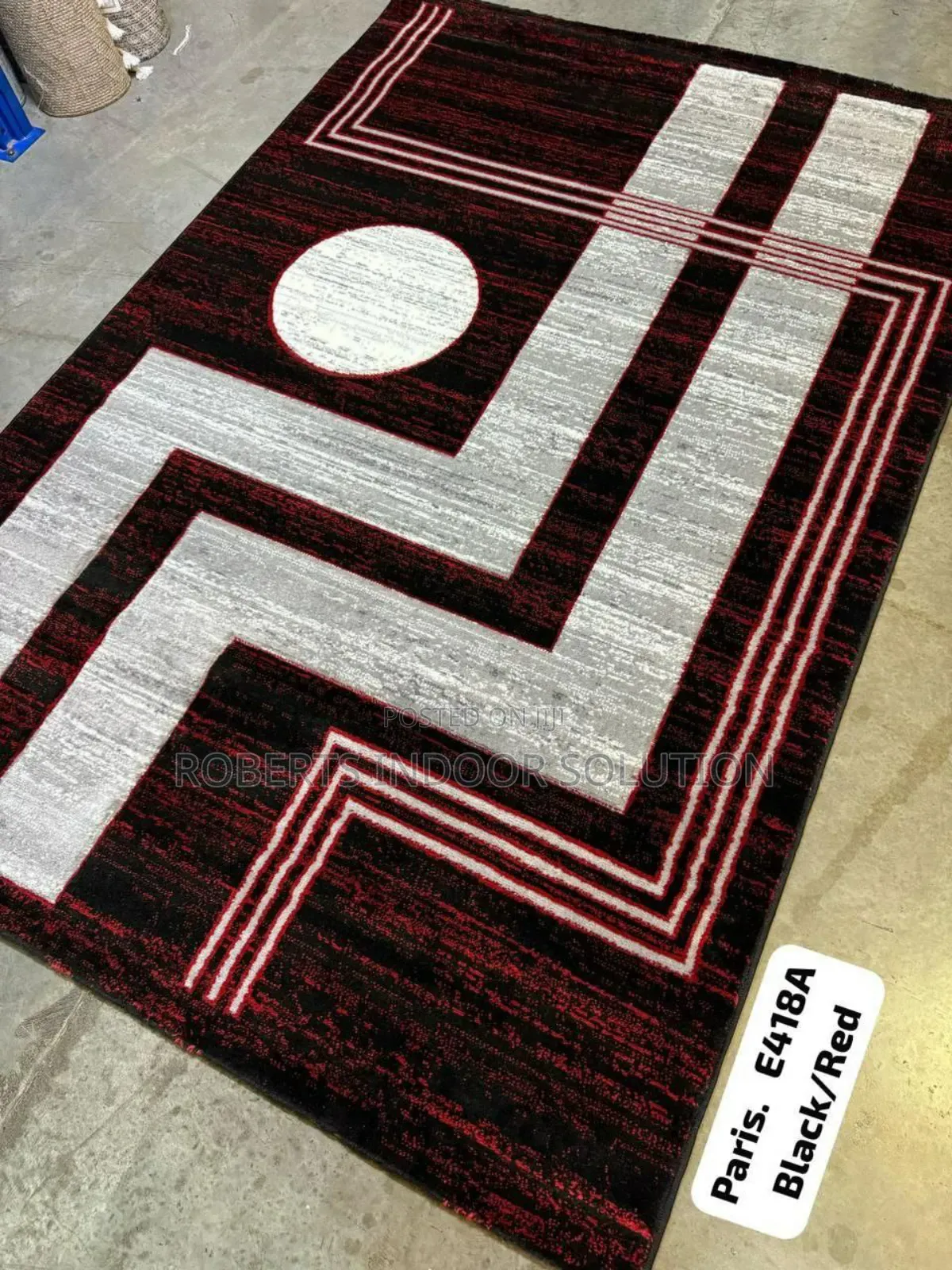 Perisian Elegance Under Your Feet