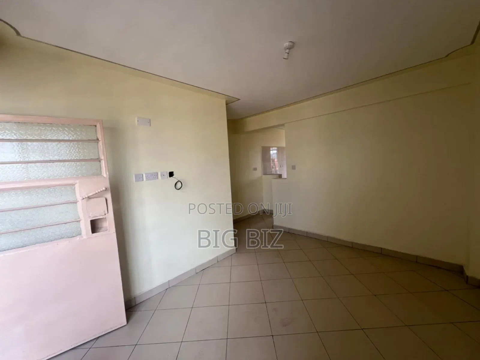 1bdrm Apartment in Studio/1/2, Parklands/Highridge for rent