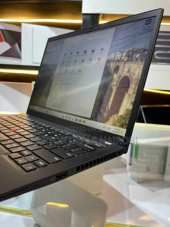 Laptop Lenovo Thinkpad T14s Gen 1 16GB Intel Core I7 SSD 256GB