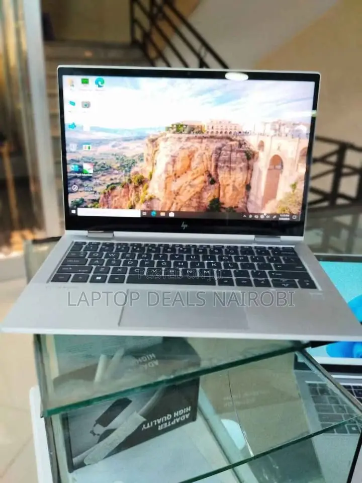 Laptop HP EliteBook 830 G8 16GB Intel Core I7 SSD 512GB