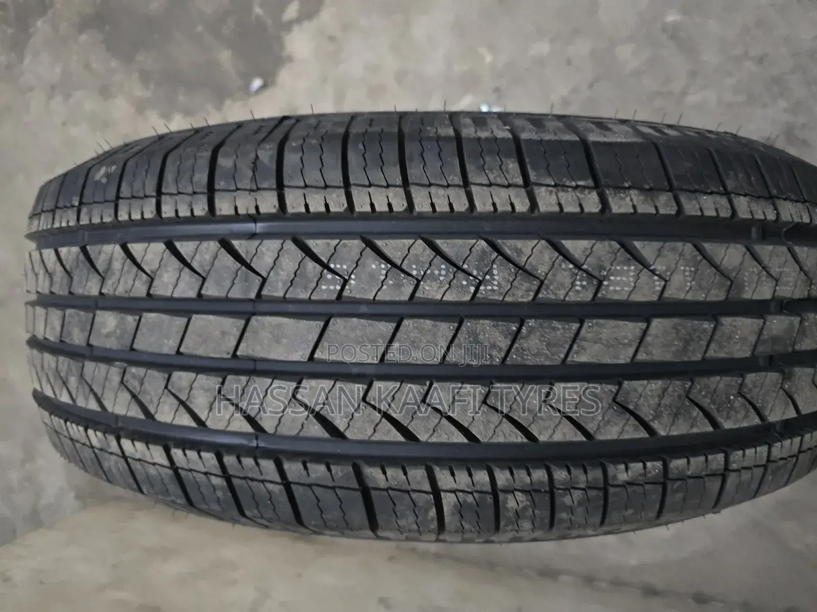235/60r18 Kapsen Tyre