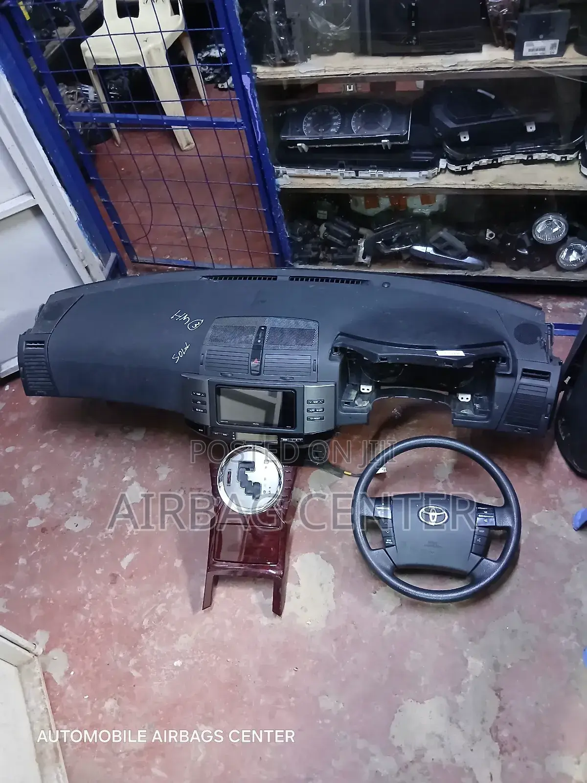Mark X GRX 120 Dashboard With Steering Wheel