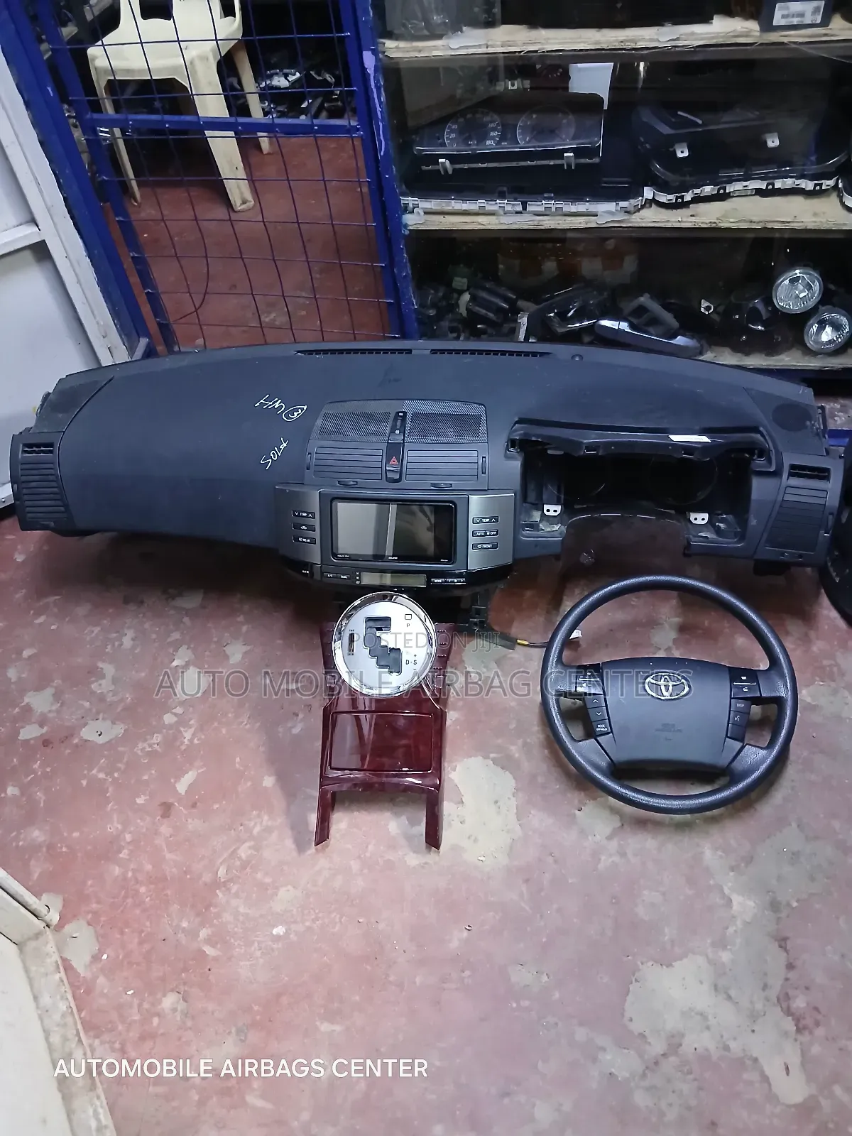 Mark X GRX 120 Dashboard With Steering Wheel