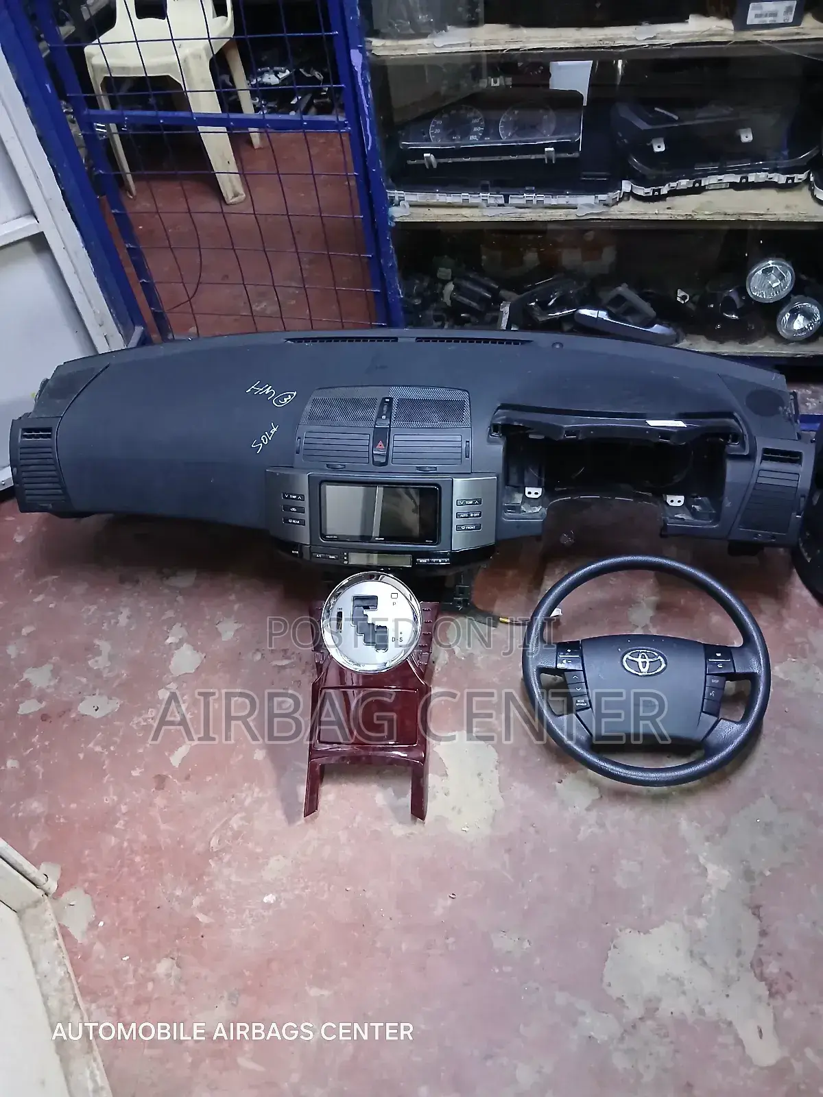 Mark X GRX 120 Dashboard With Steering Wheel