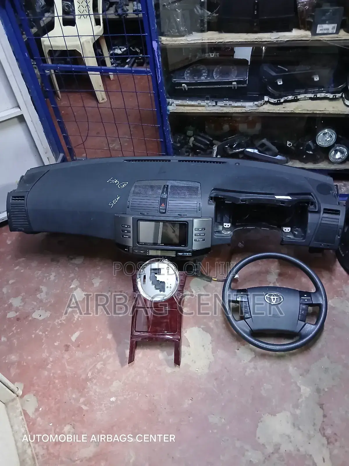 Mark X GRX 120 Dashboard With Steering Wheel