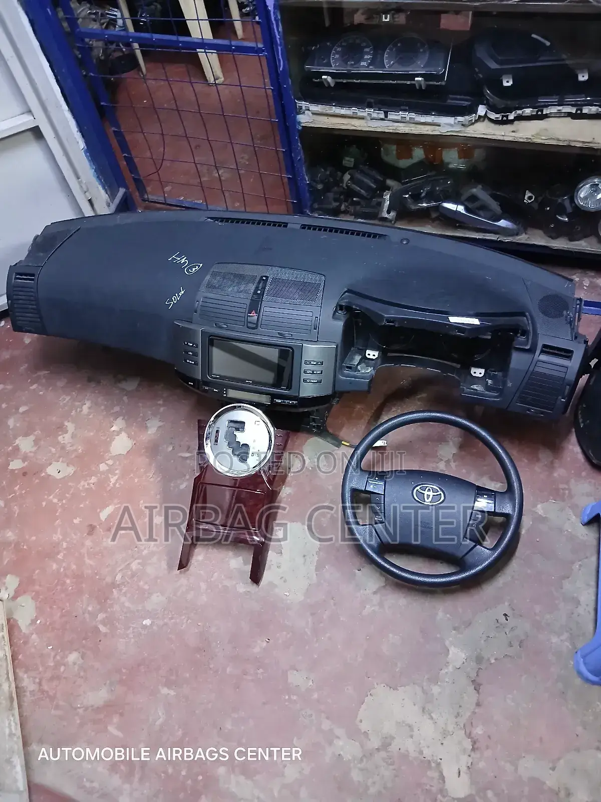 Mark X GRX 120 Dashboard With Steering Wheel