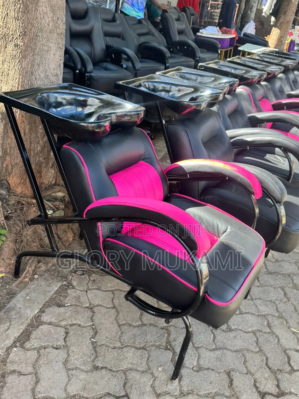 Pink Black Salon Sink Chairs