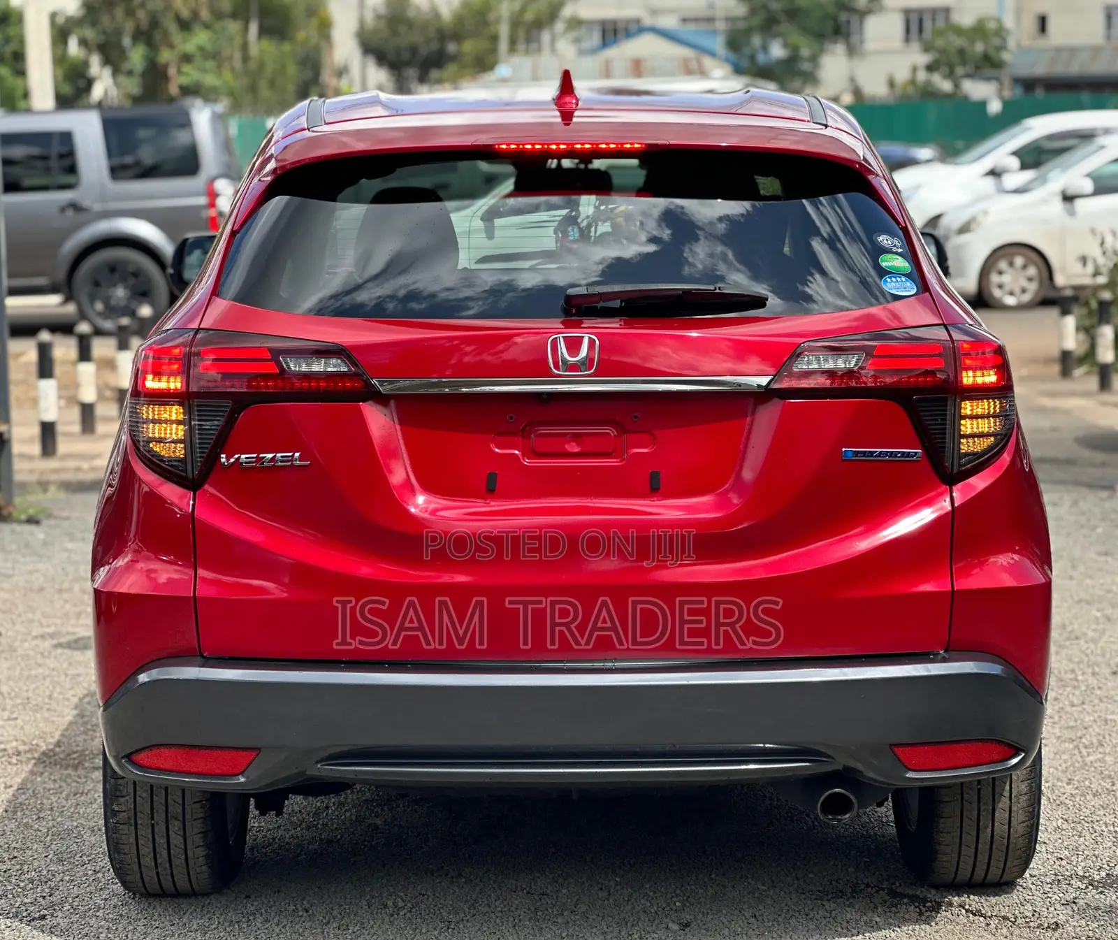 Honda Vezel 1.5 Hybrid 2WD 2018 Red