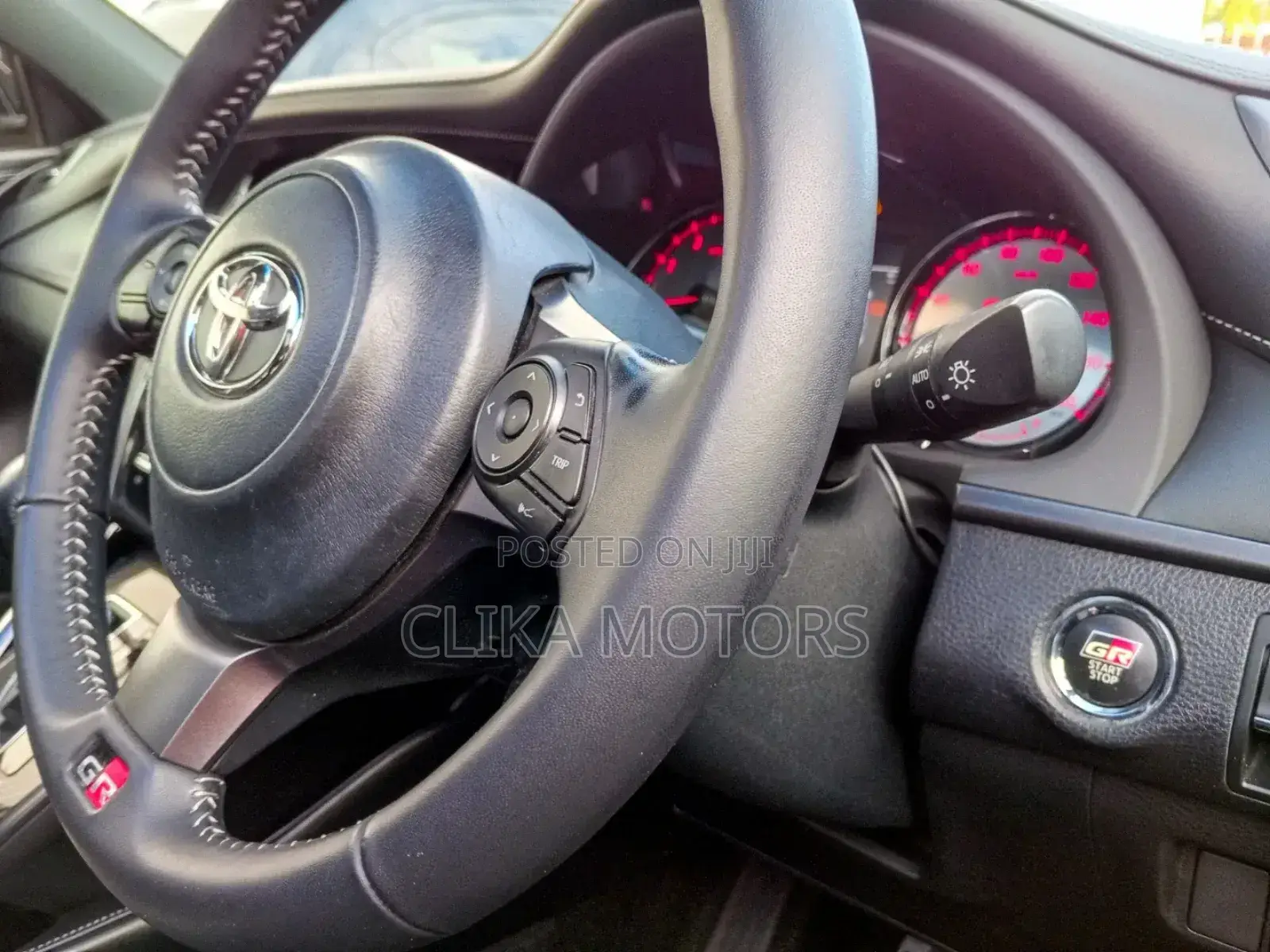 Toyota Harrier 2018 Red