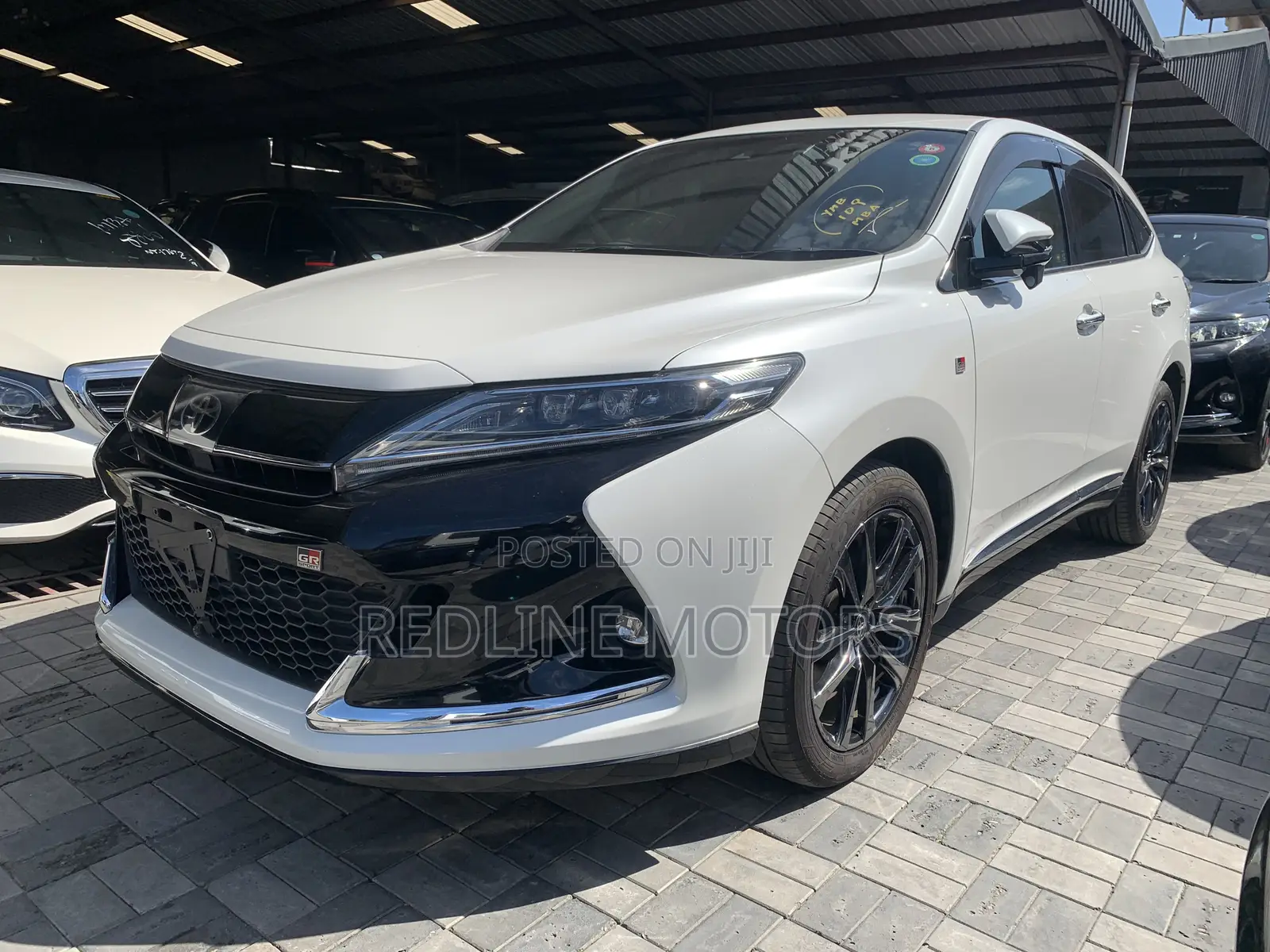 Toyota Harrier 2.0 Turbo 4WD 2018 Pearl