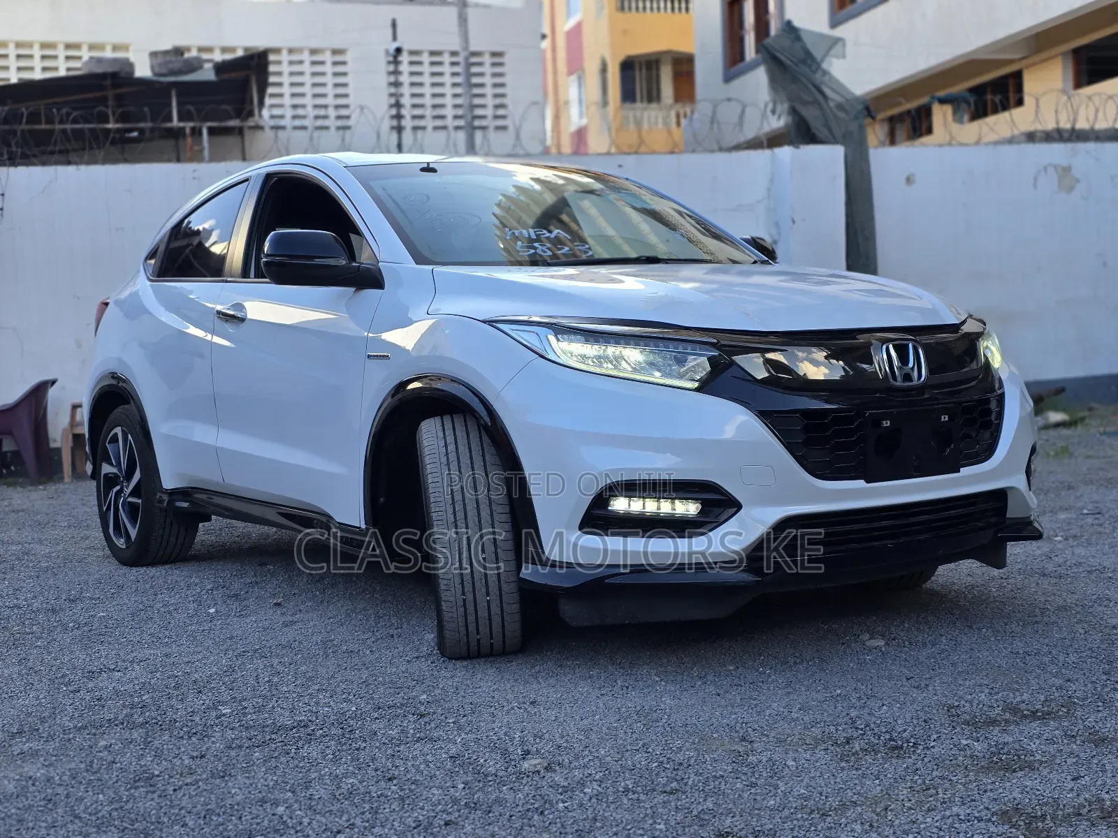 Honda Vezel 1.5 Hybrid 2WD 2019 White