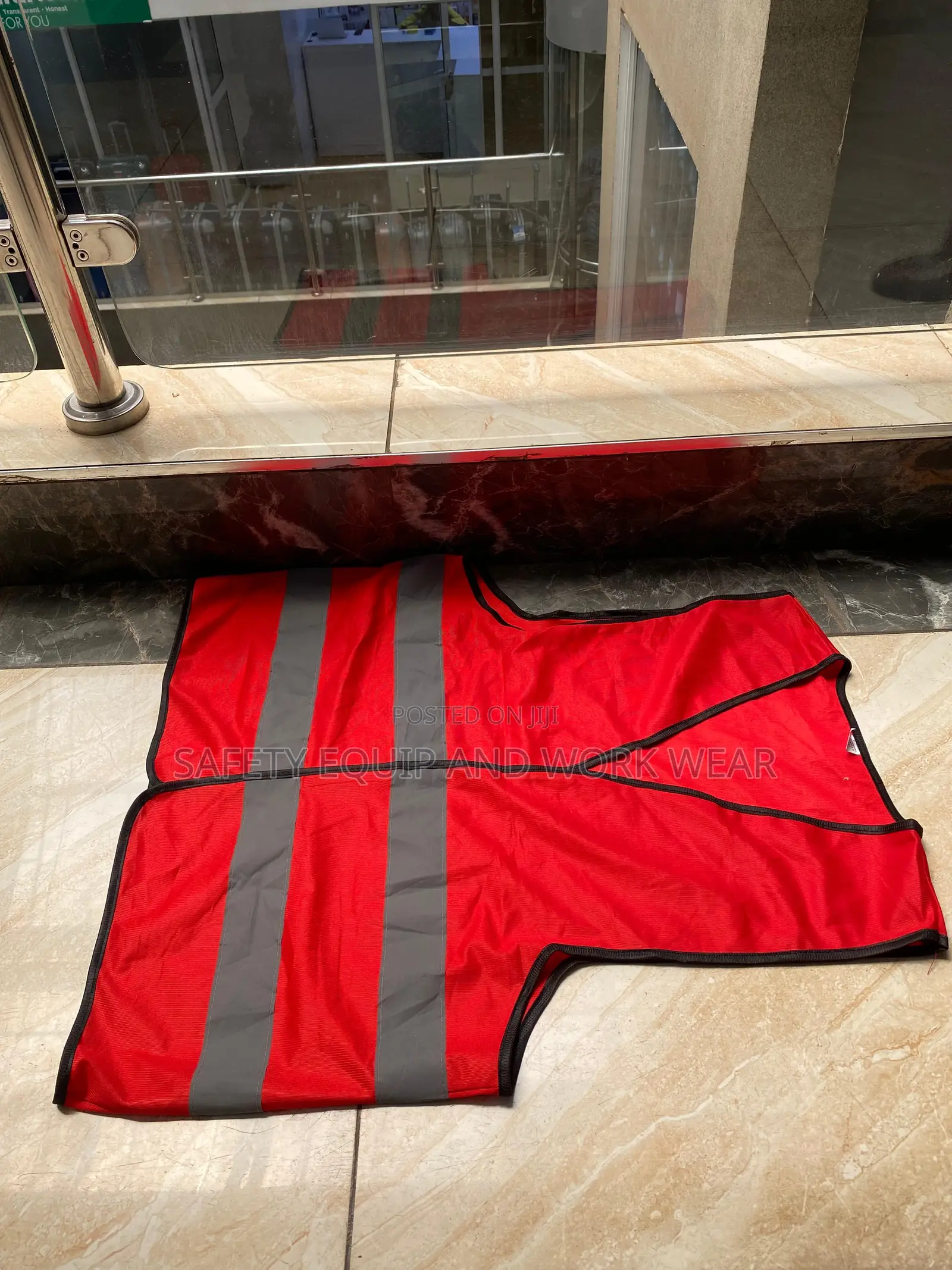 L.Reflector Vests Red With Back & Front Logo Space