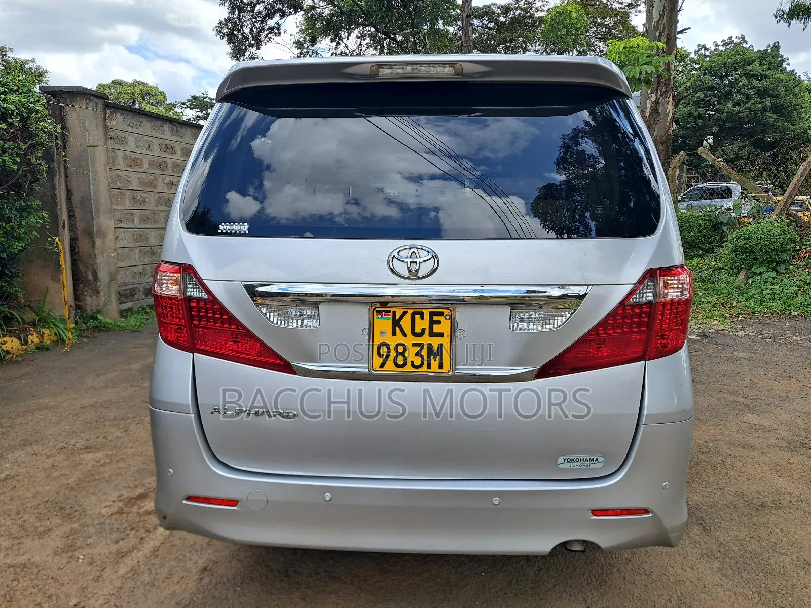 Toyota Alphard 2008 Silver