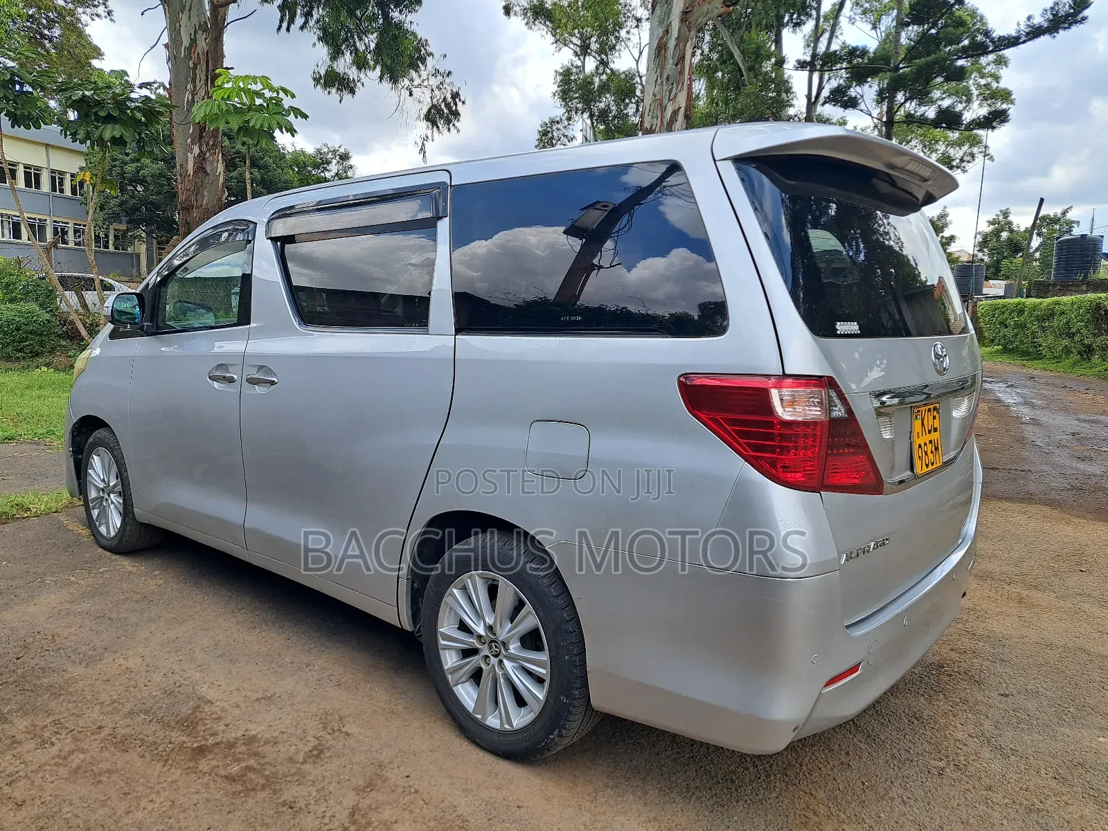 Toyota Alphard 2008 Silver