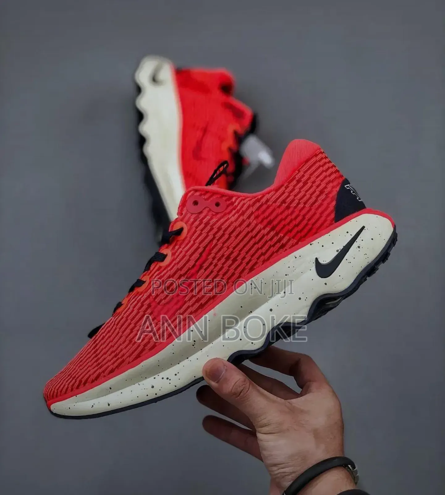 Nike Motiva
Sizes 40-45
at 3800
