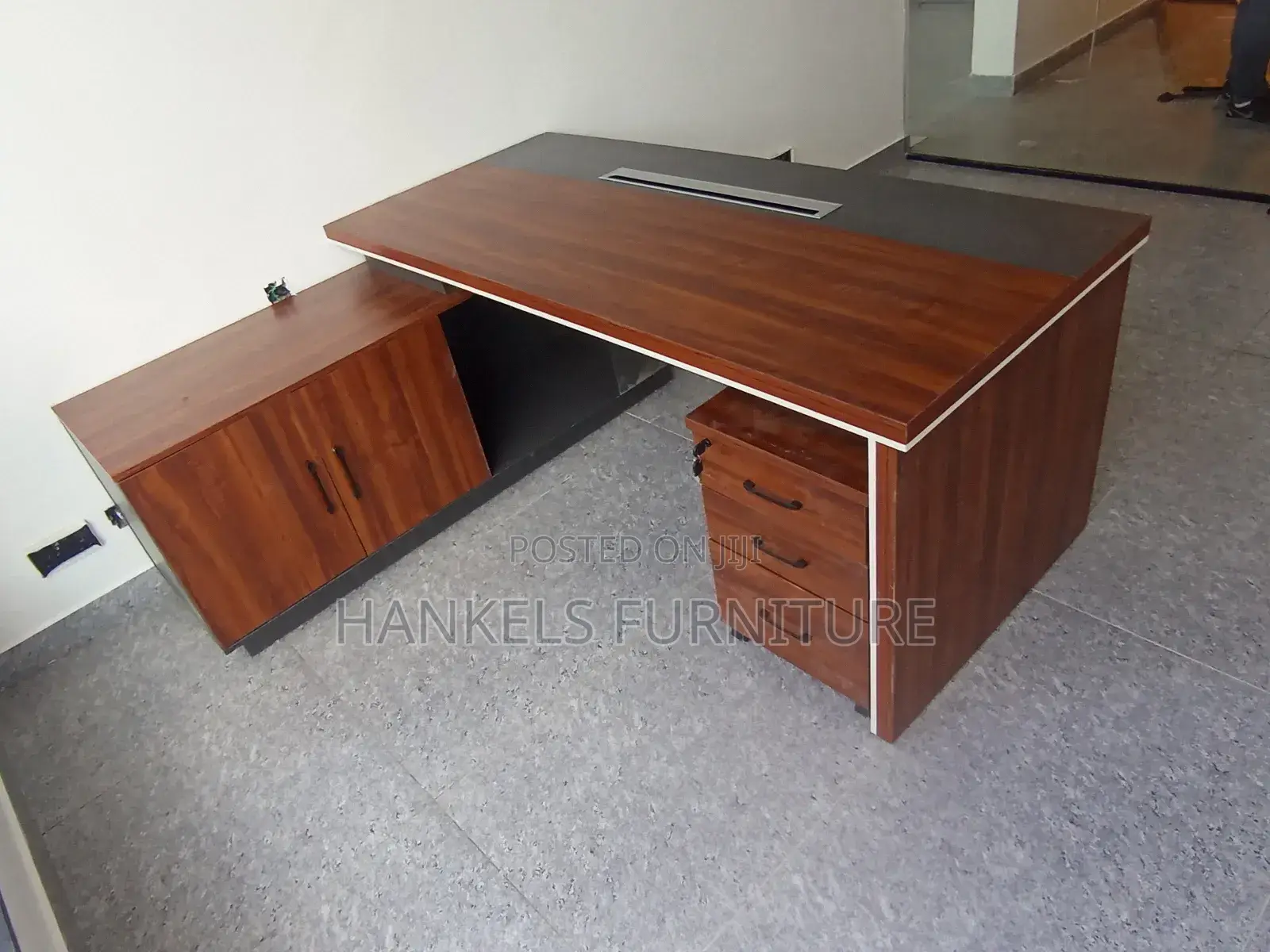 1.8m Executive L Shape Manager Desk