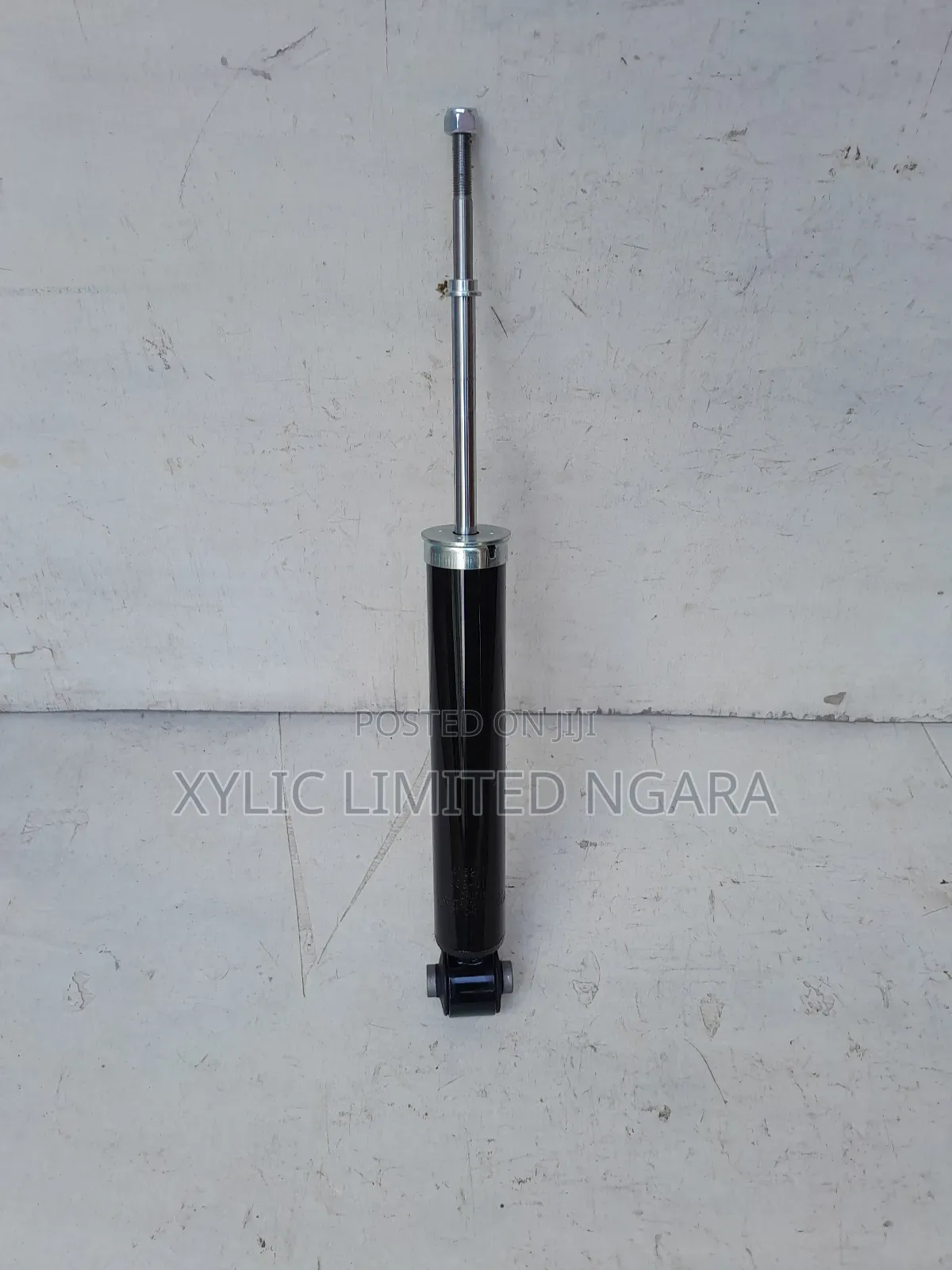 Mitsubishi Delica Rear Shocks Absorbers